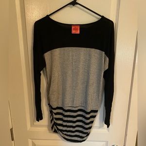 New Recruit maternity blouse - Size L